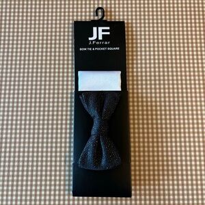 J. FERRAR men’s bow tie & pocket square . One size. NWT